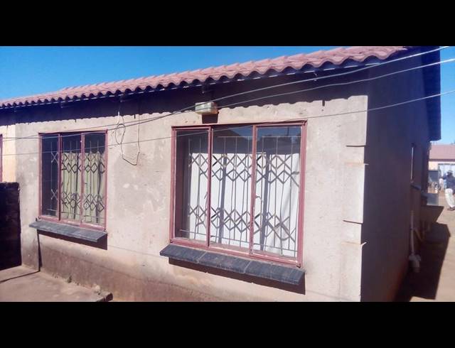 2 BEDROOM HOUSE FOR SALE IN SOSHANGUVE XX